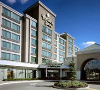 Three Star Hotels- Holiday Inn Vancouver Airport