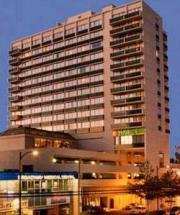 Three Star Hotels- Holiday Inn Vancouver Center